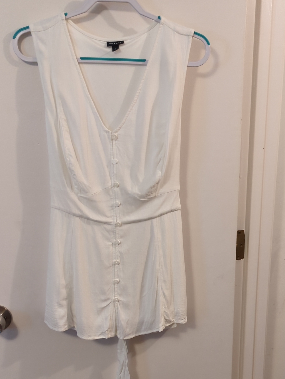 torrid White Top with Black Label